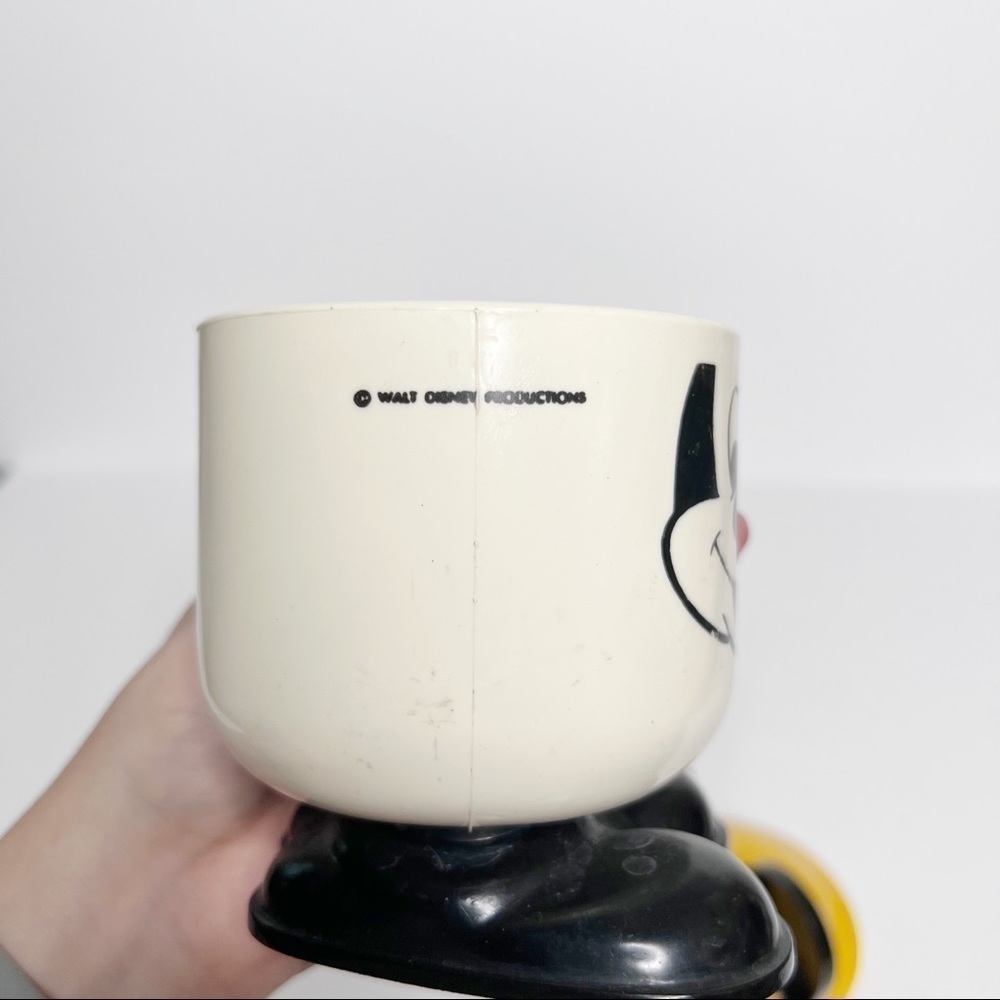 Vintage 80’s Disneyland Mickey Mouse Plastic Mug Cup - Picture 4 of 5
